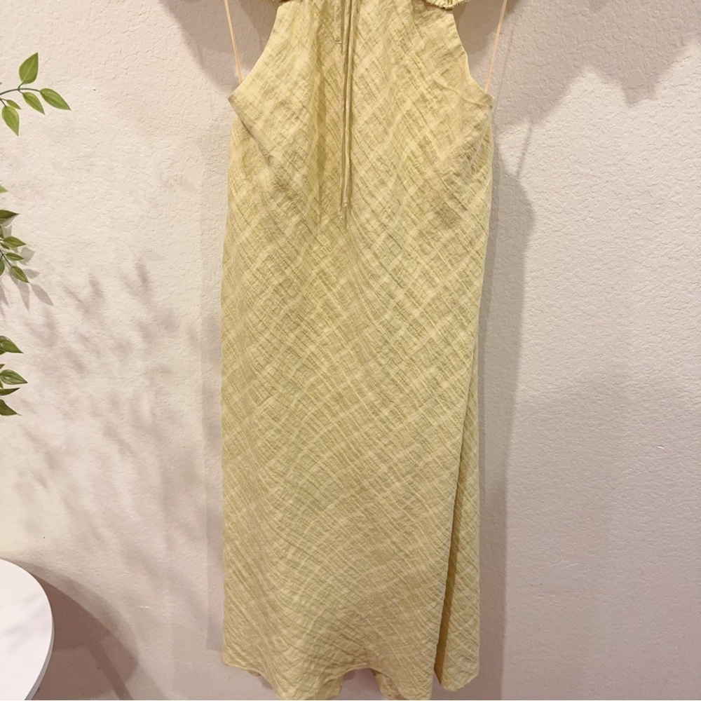 ASTR Arlina Midi Dress in Yellow Size Small NWT - Picture 4 of 6